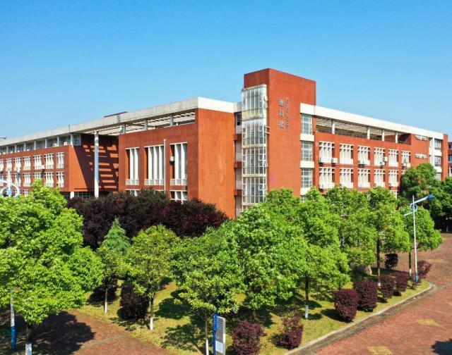 長(zhǎng)沙理工大學(xué)怎么樣(張雪峰說長(zhǎng)沙理工大學(xué))-圖1
