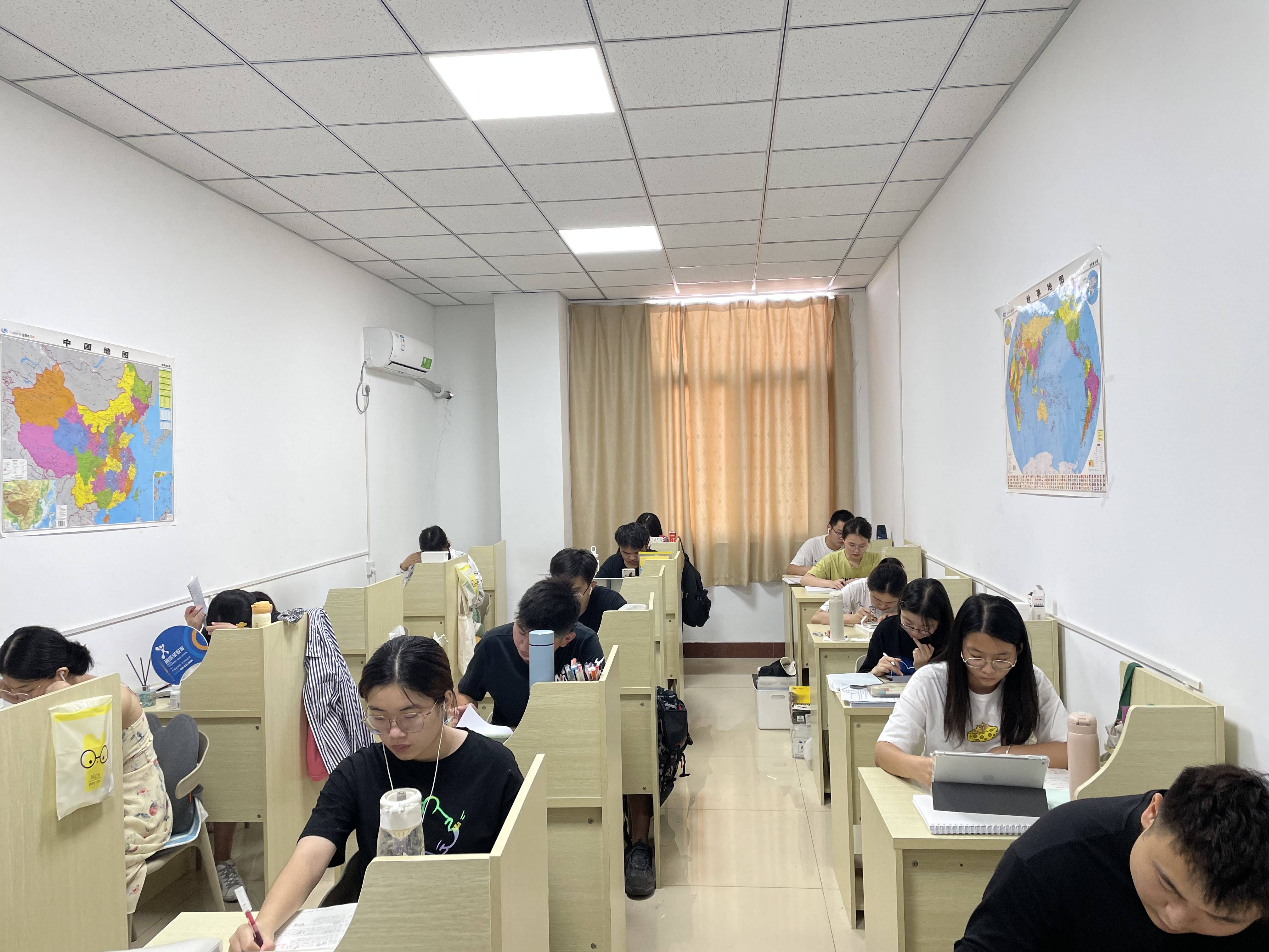研究生考試培訓(xùn)機(jī)構(gòu)-圖1